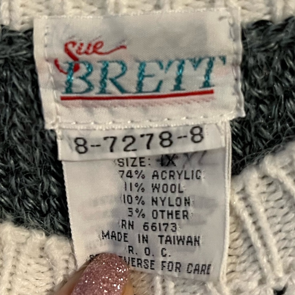 Chic Patchwork Crew Neck Sweater - image 3